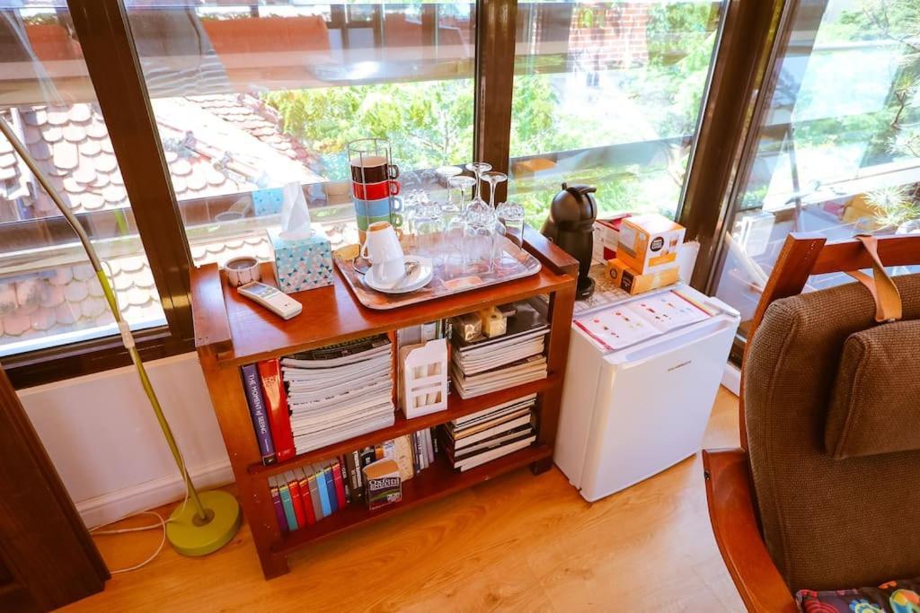 Old Town Bohemian With Terrace Apartment Bukarest