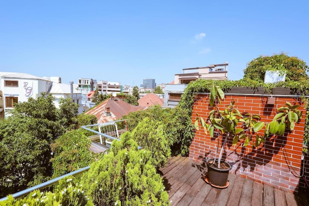 Old Town Bohemian With Terrace Apartment Bukarest